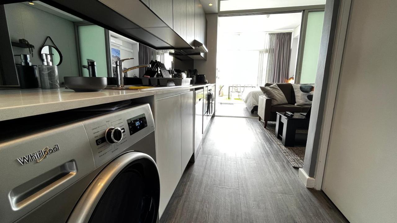 קייפטאון Modern Luxury Studio With Breathtaking City Views - No Load Shedding מראה חיצוני תמונה