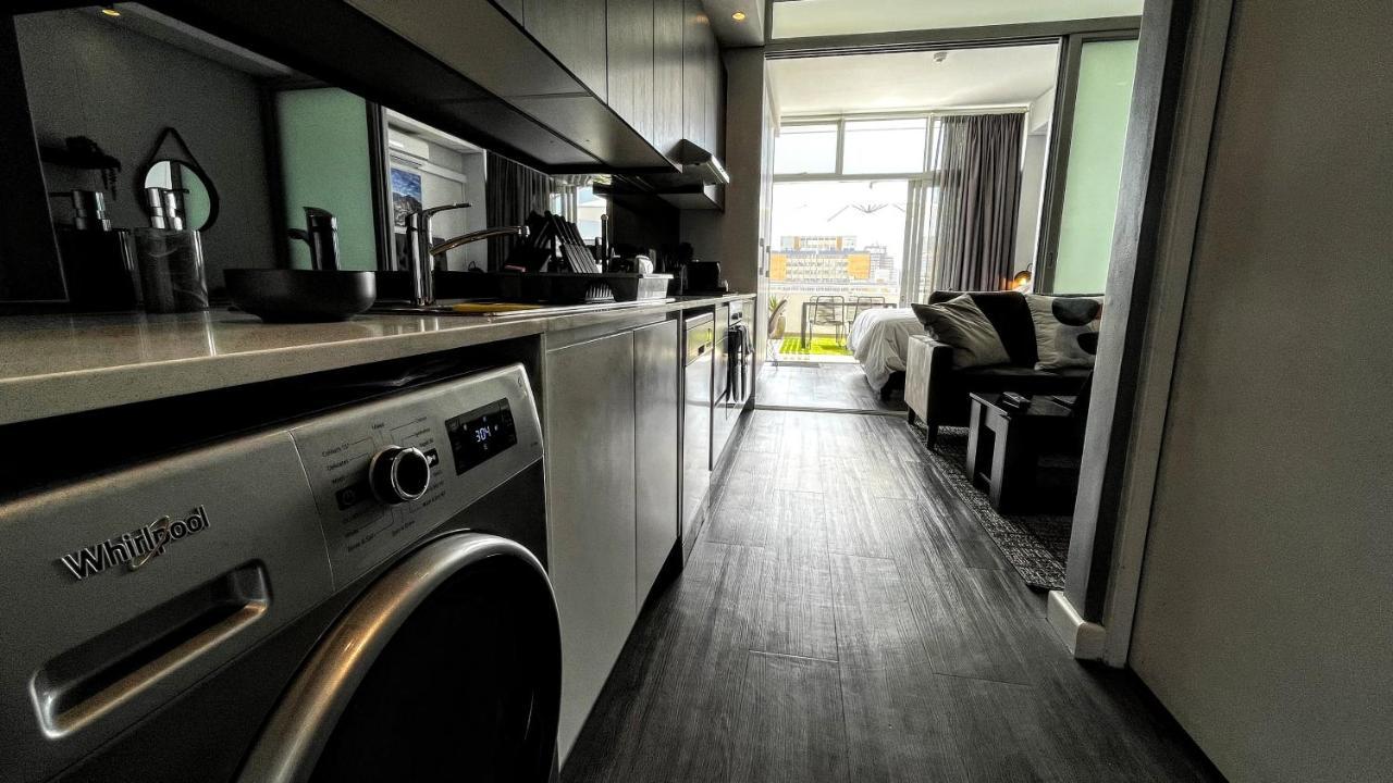 קייפטאון Modern Luxury Studio With Breathtaking City Views - No Load Shedding מראה חיצוני תמונה